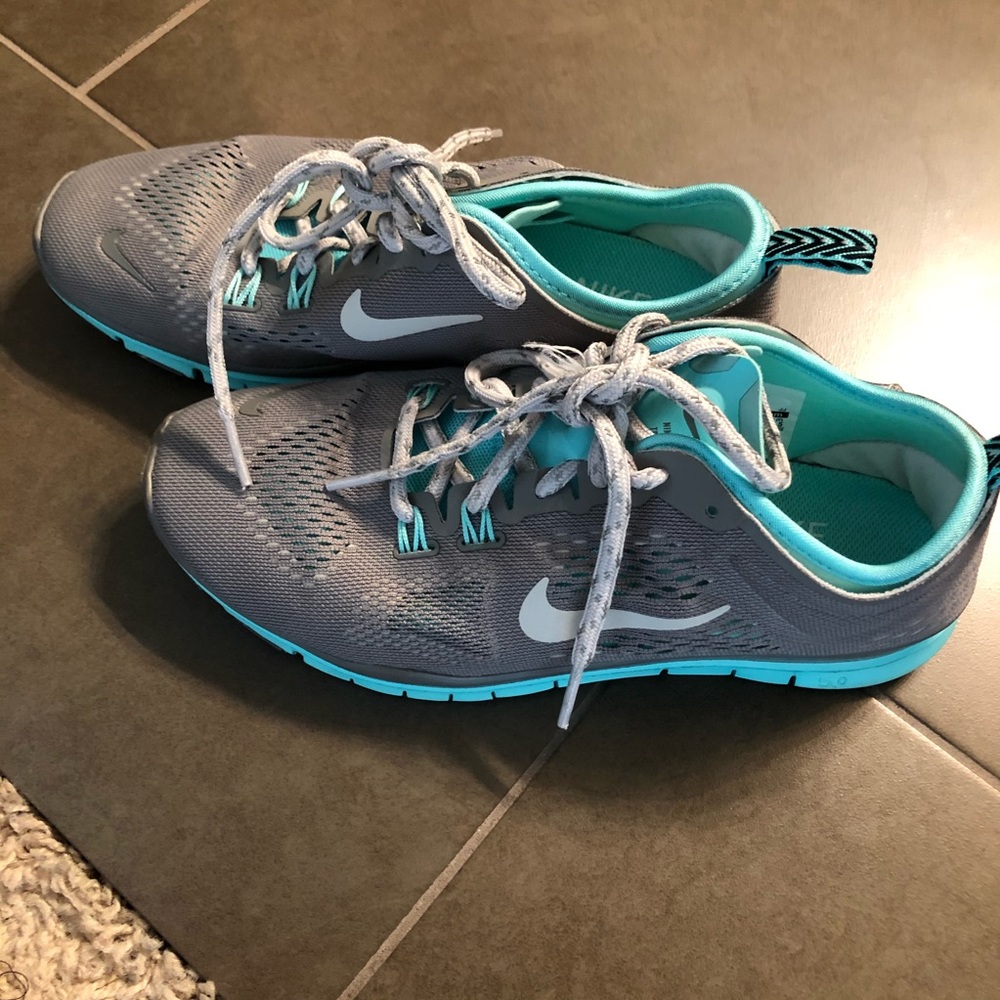 Teal Nike 5.0 free